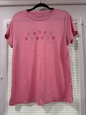 Under Armour shirt Pink Women's Large  Loose fit HeatGear